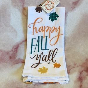 “Happy Fall Yall” Fall Leaf Kitchen Towels Set of 2 NWT made of %100 Cotton